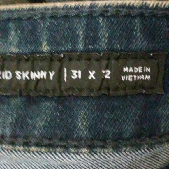 "LIKE NEW" MEN'S PACSUN ACTIVE STRETCH DISTRESSED STACKED SKINNY - Picture 4 of 6